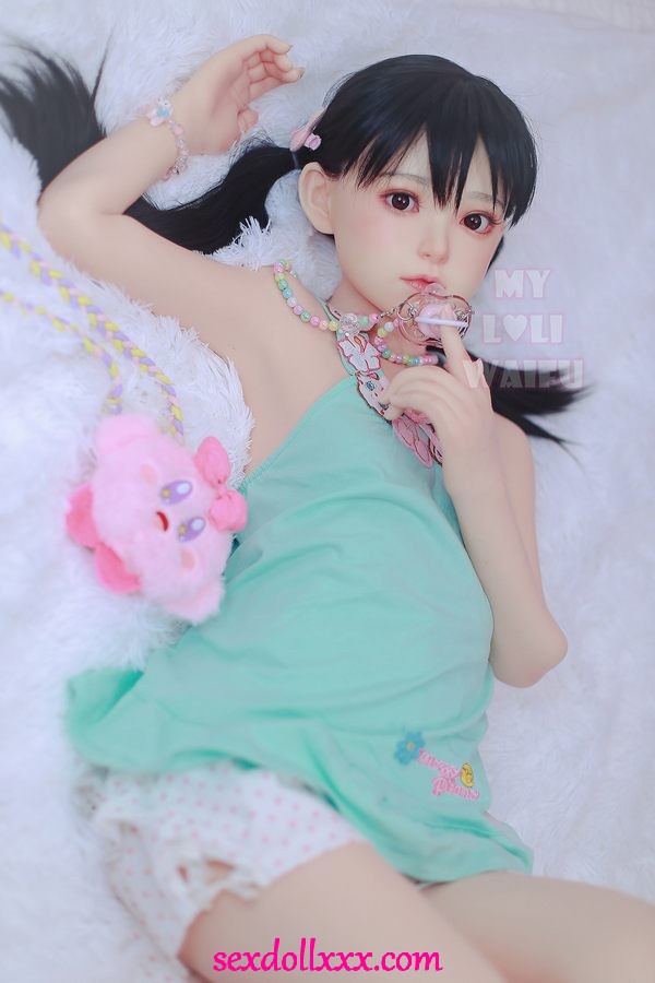 sex-doll-blowjobs-dAn64f2