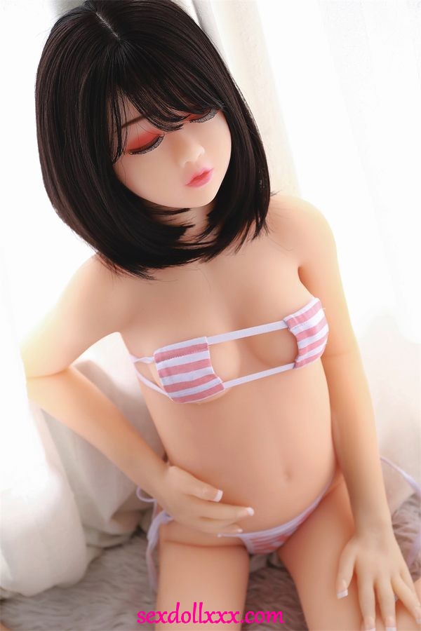 sex-doll-youtube-hHb15b13