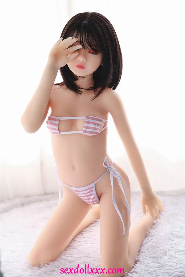 sex-doll-youtube-hHb15b6