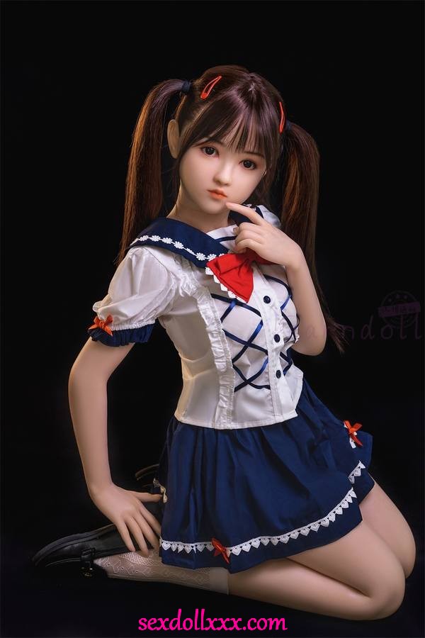 sex-video-in-doll-pIw45r18