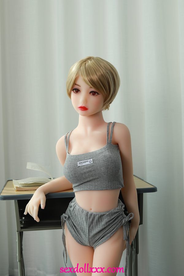 sex-with-doll-vid-nMn28g18 sex-with-doll-vid-nMn28g18