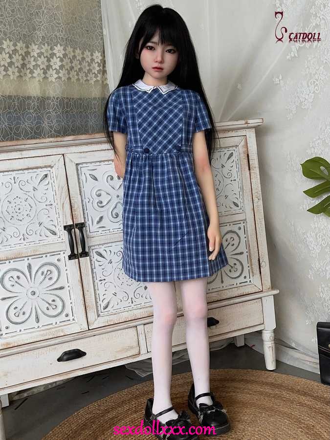 spencers-sex-doll-xWi26z11