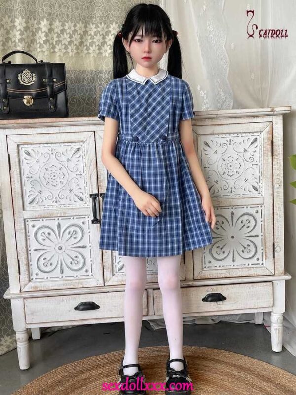 spencers-sex-doll-xWi26z17 spencers-sex-doll-xWi26z17