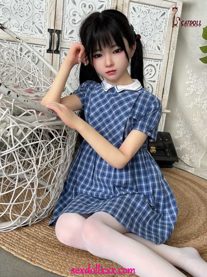 spencers-sex-doll-xWi26z2