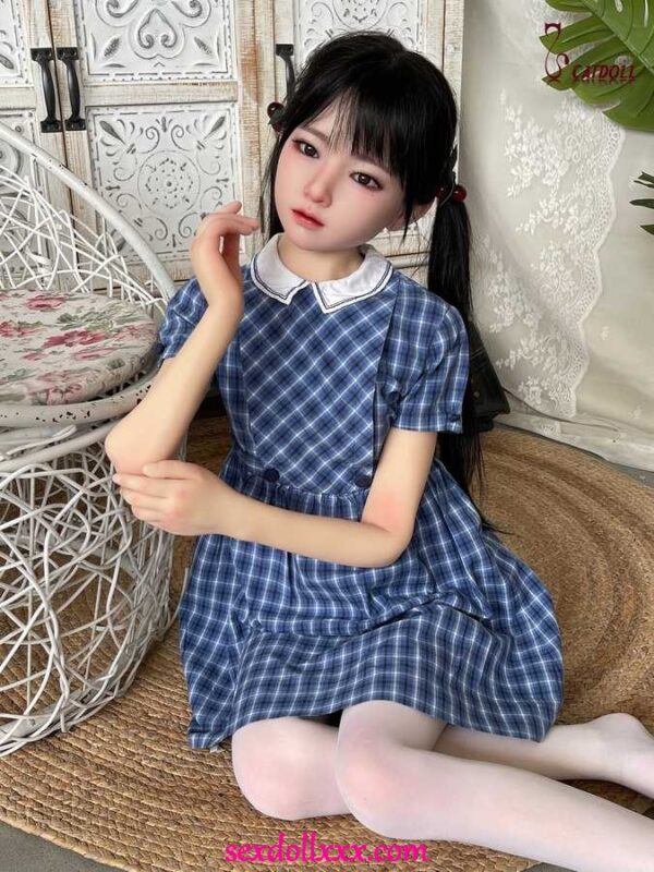 spencers-sex-doll-xWi26z23 spencers-sex-doll-xWi26z23