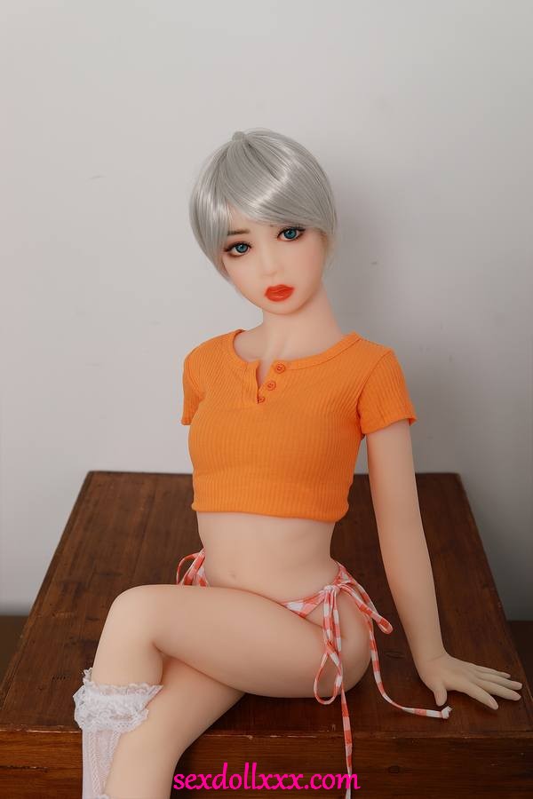 weirdest-sex-doll-dHa16x15