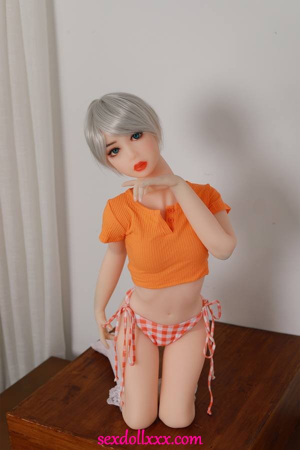 weirdest-sex-doll-dHa16x17