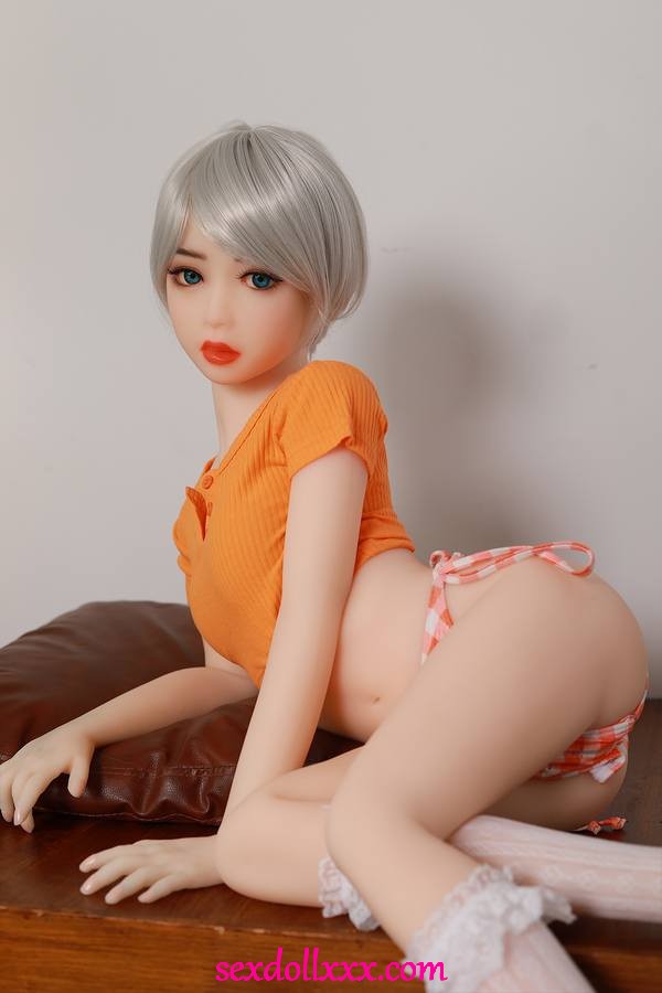 weirdest-sex-doll-dHa16x21