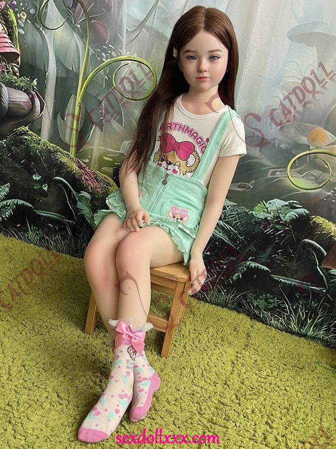 cute-sex-doll-sex-bQm96g9