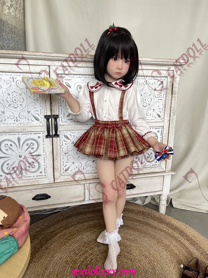 real-doll-sex-vid-yHl28k10