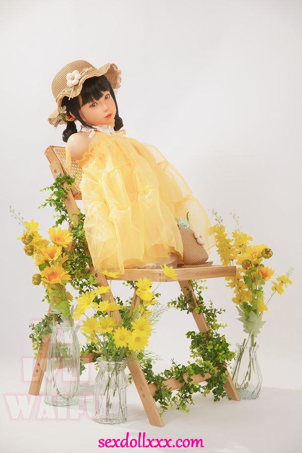 regarder-sex-doll-eZj93b9